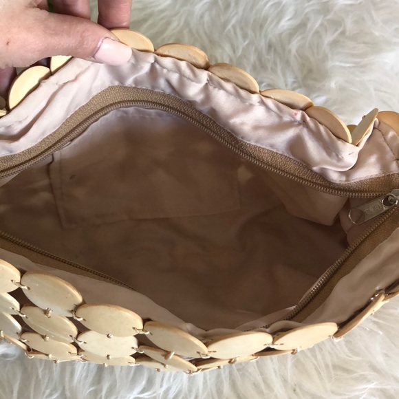 Wooden button natural purse - Picture 3 of 4